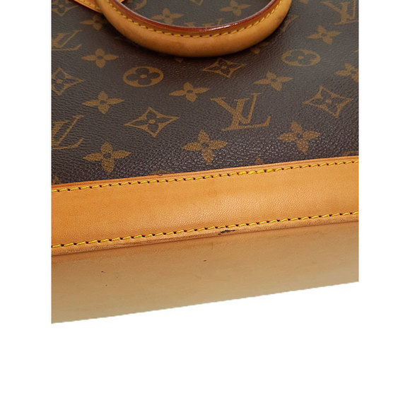 Louis Vuitton Alma Monogram Handbag - Picture 6 of 8